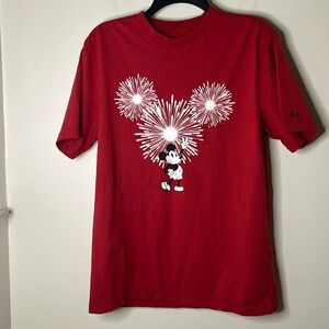 Disney x AE Men’s Mickey Mouse Graphic Tee Size medium